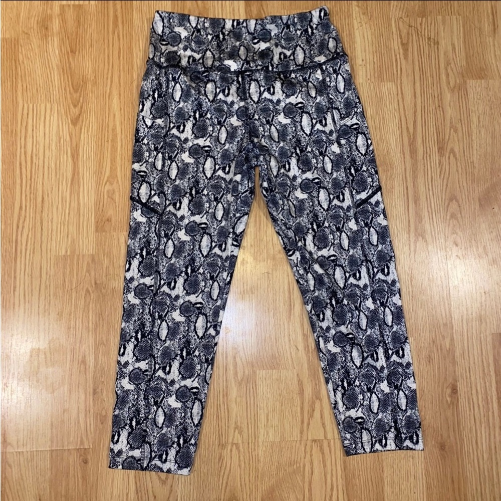 Cali Active Snakeprint 3/4 Leggings
